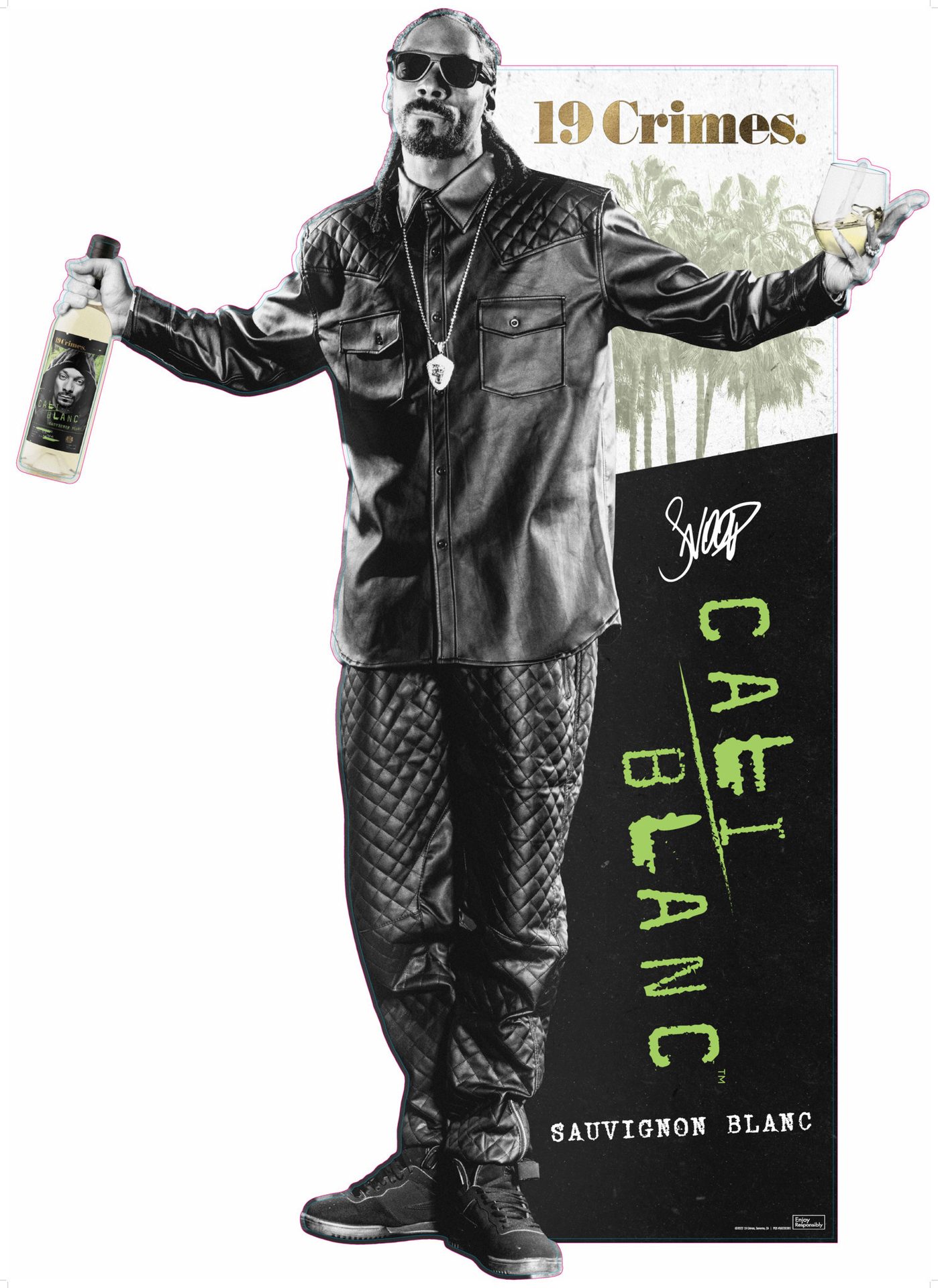 Outerwear, Sleeve, Standing, Gesture, Bottle, Cool