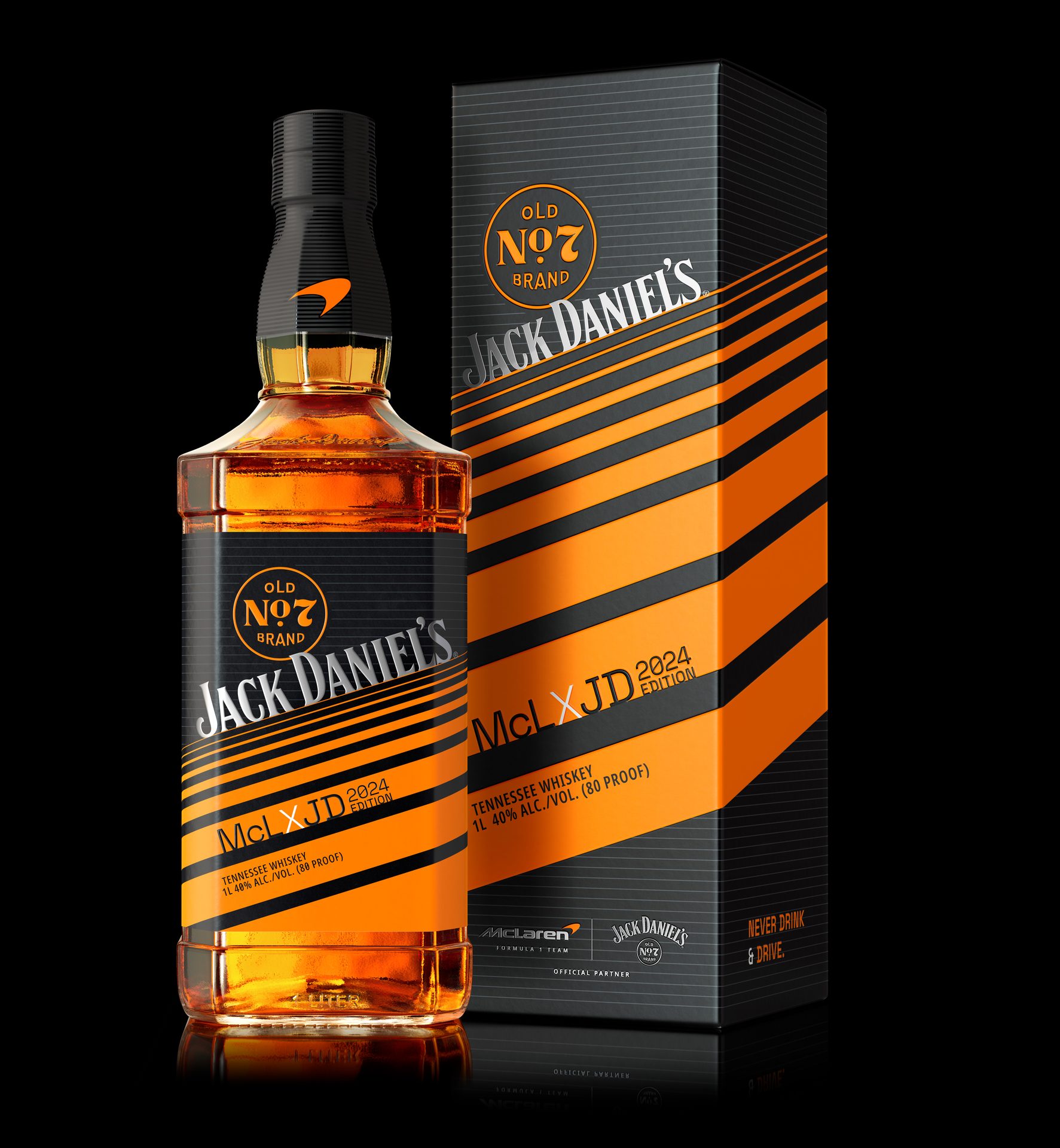 Glass bottle, Alcoholic beverage, Liquid, Fluid, Drink, Solution