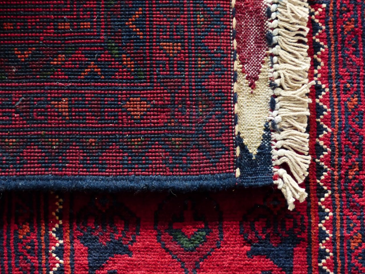 carpet, red, tying