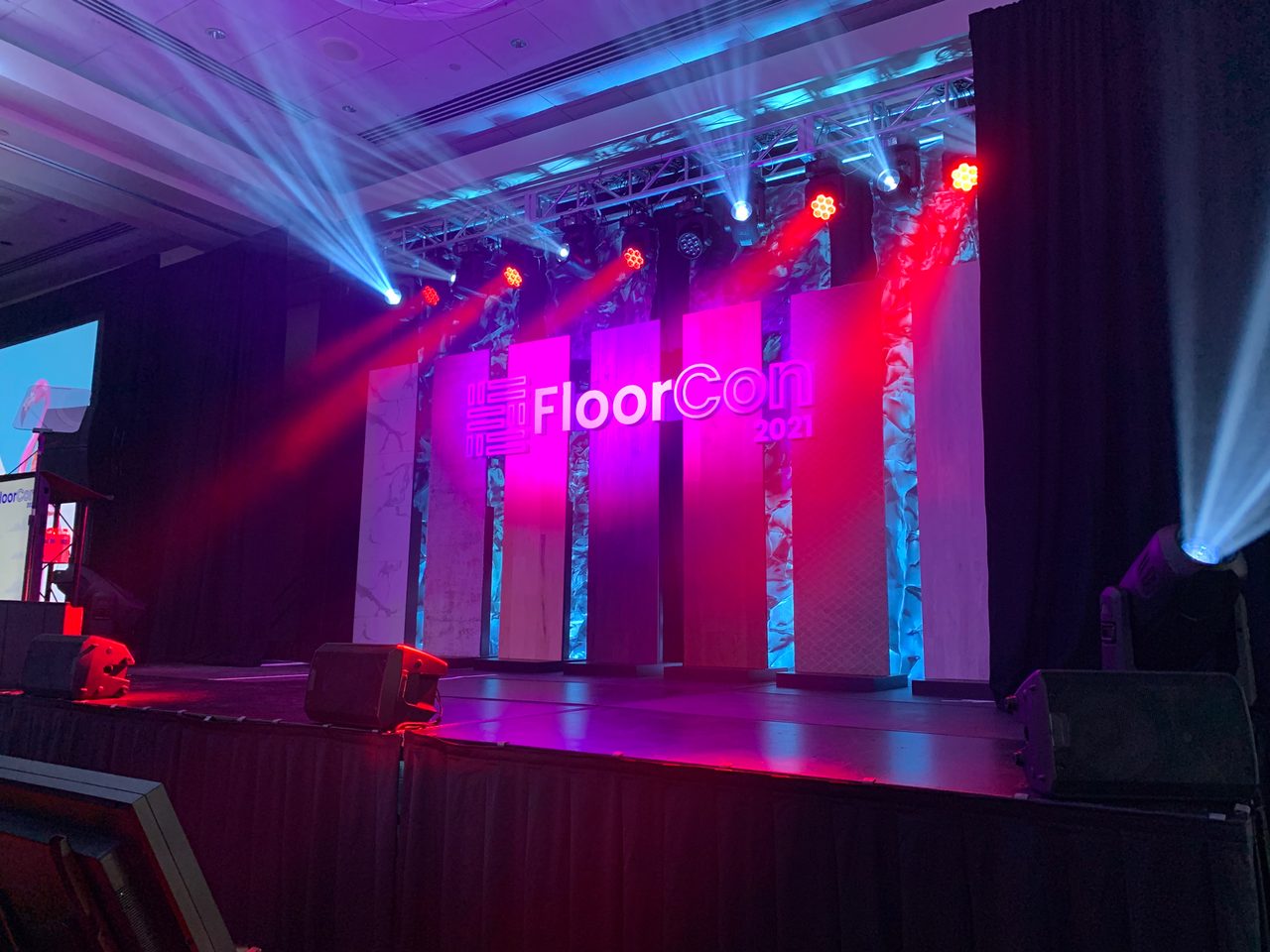 Visual effect lighting, Interior design, Purple, Decoration, Fashion, Entertainment, Architecture, Pink, Violet, Curtain