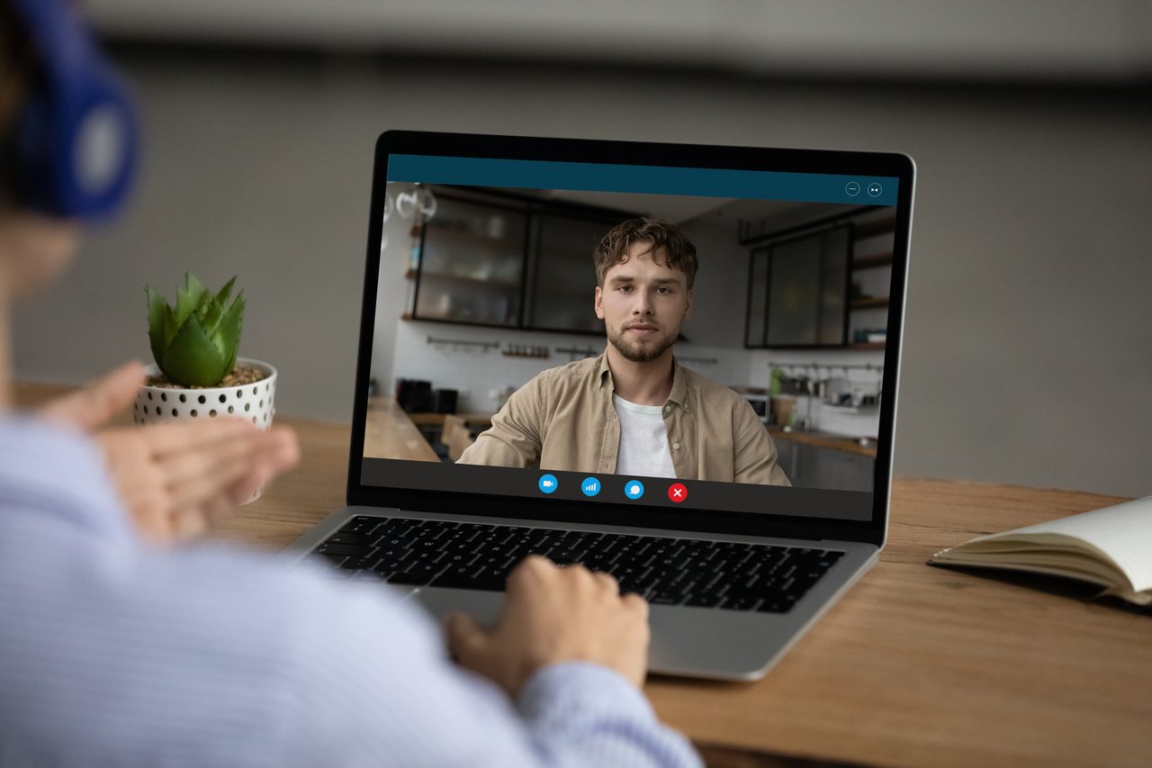 Personal computer, Output device, Hand, Netbook, Laptop, Gesture, Gadget, Plant