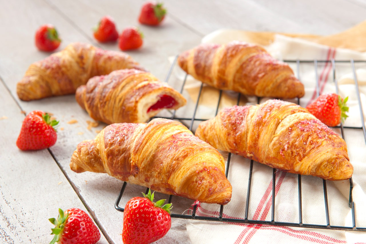 Food, Ingredient, Recipe, Cuisine, Dish, Strawberries, Filled croissant