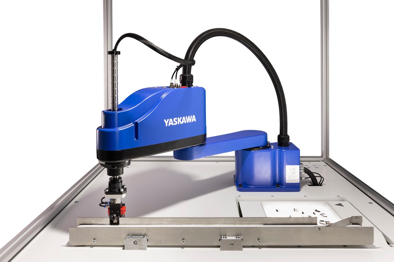 Equipment, Machinery, Arm, Wires, Plastic, Blue, Metal, Pick n Place robot