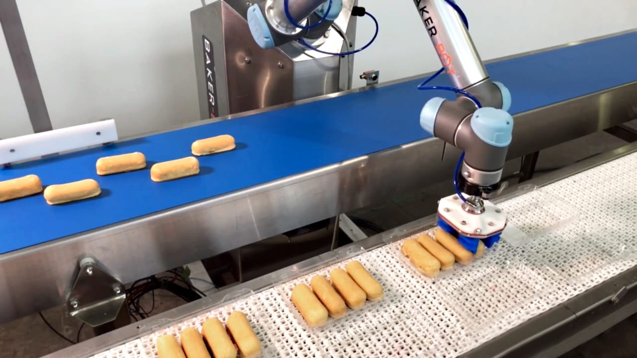 Robotic arm, Line, Assembly line, Equipment, Industrial, Snack cakes