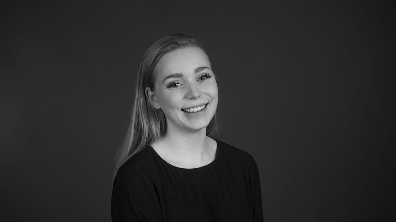 Flash photography, Smile, Cheek, Jaw, Happy, Gesture