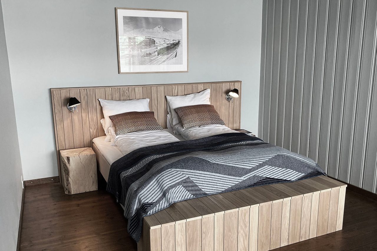 Picture frame, Furniture, Property, Building, Window, Comfort, Pillow, Wood, House, Textile