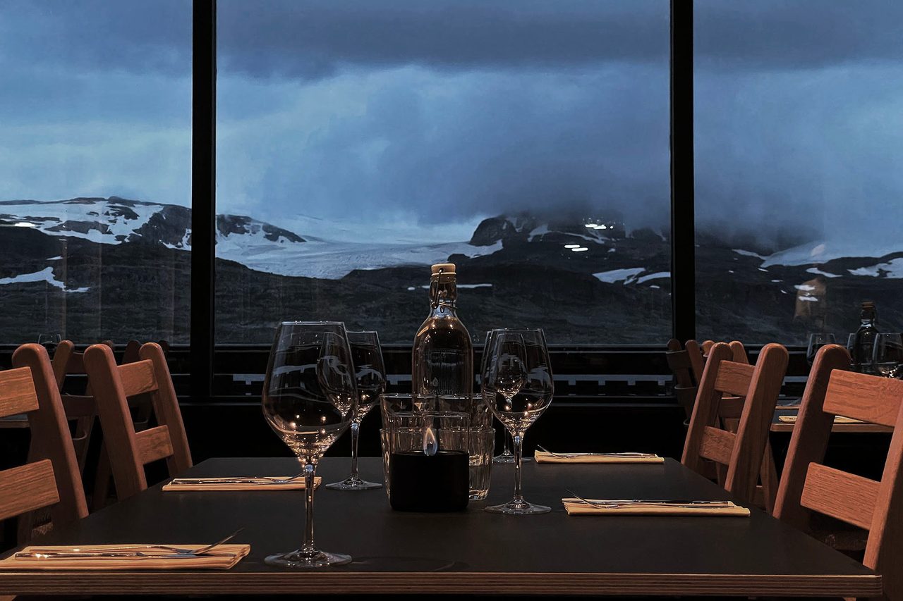 Cloud, Sky, Window, Tableware, Mountain, Table, Drinkware