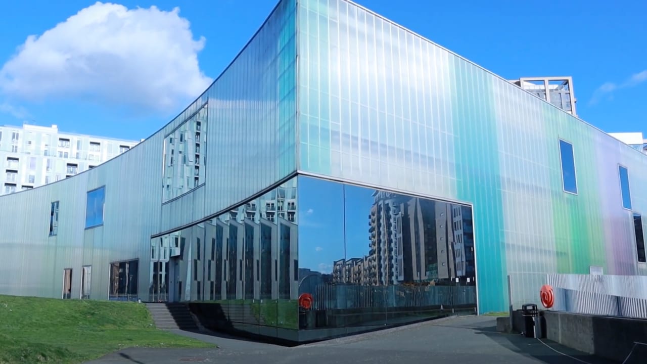 Material property, Building, Sky, Cloud, Fixture