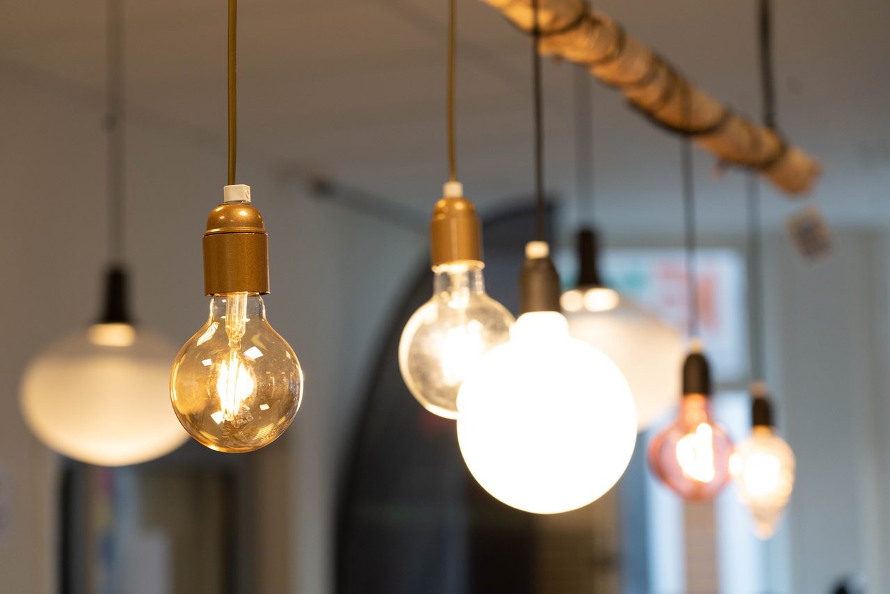 Light bulb, Amber, Lighting, Electricity, Wood, Lamp, Line