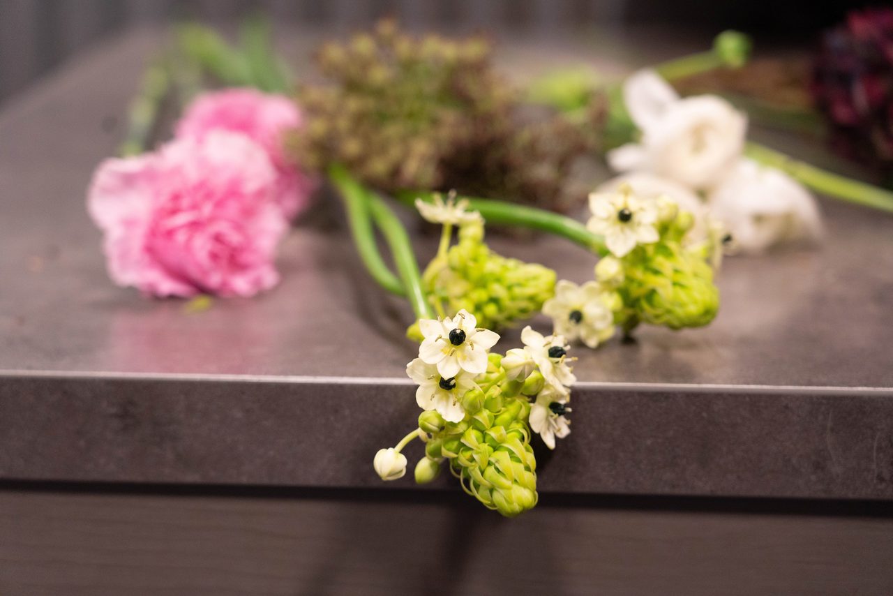Artificial flower, Plant, Petal, Bouquet