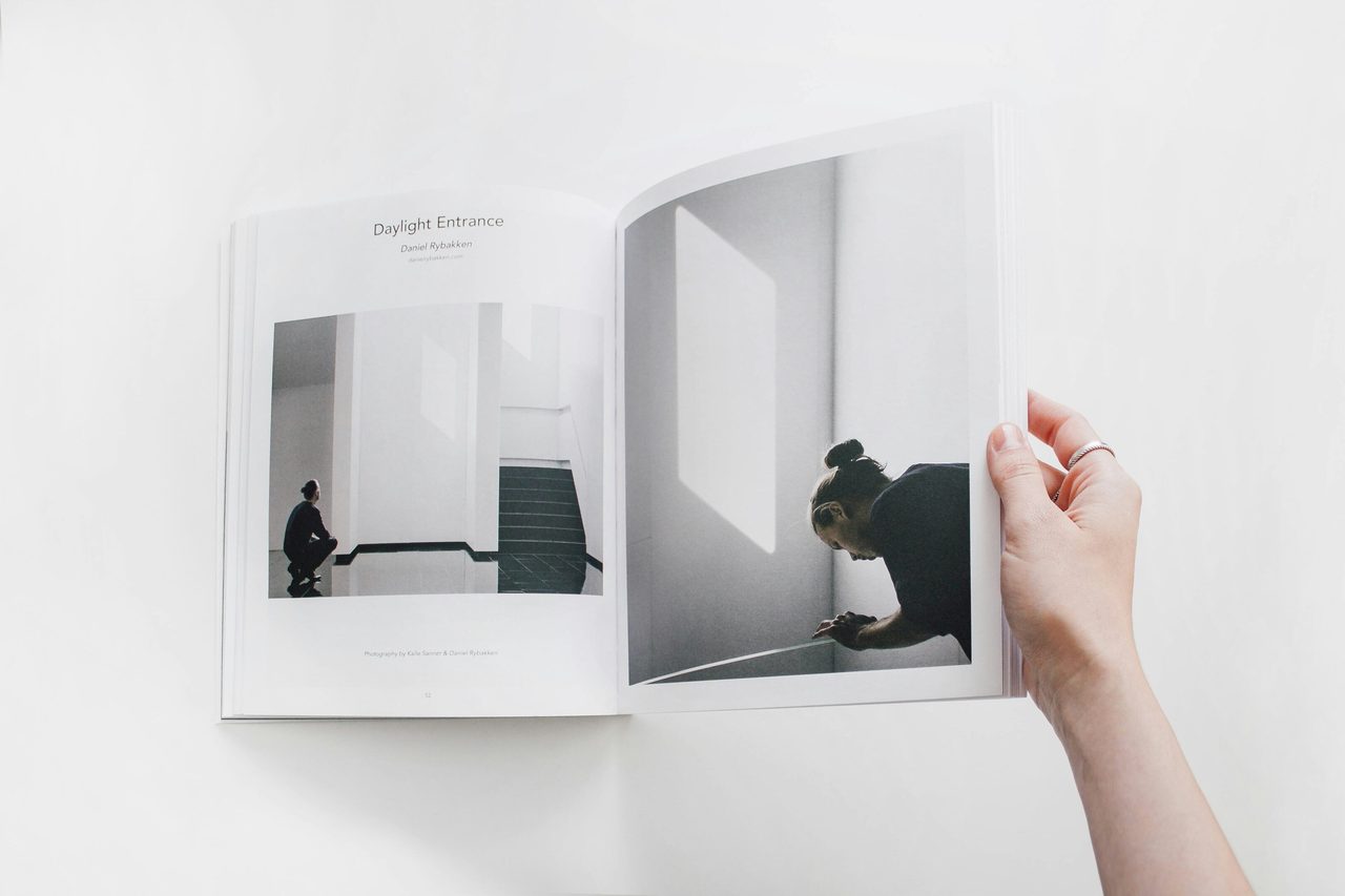 Reading Minimalissimo Mag on a calm afternoon