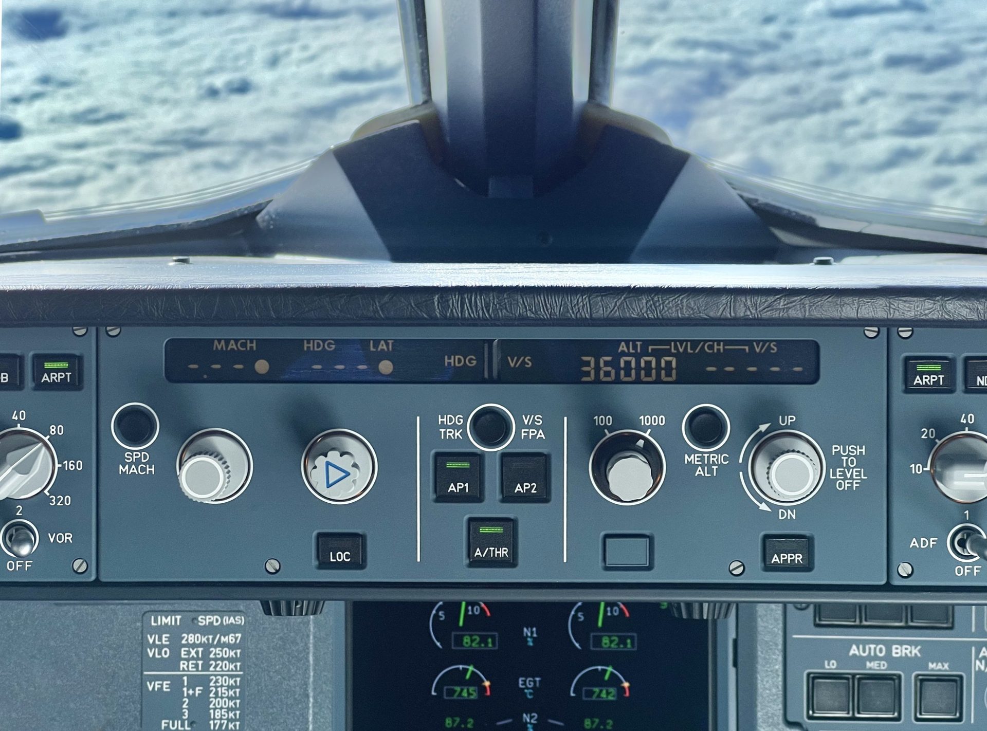 Audio equipment, Air travel, Airplane