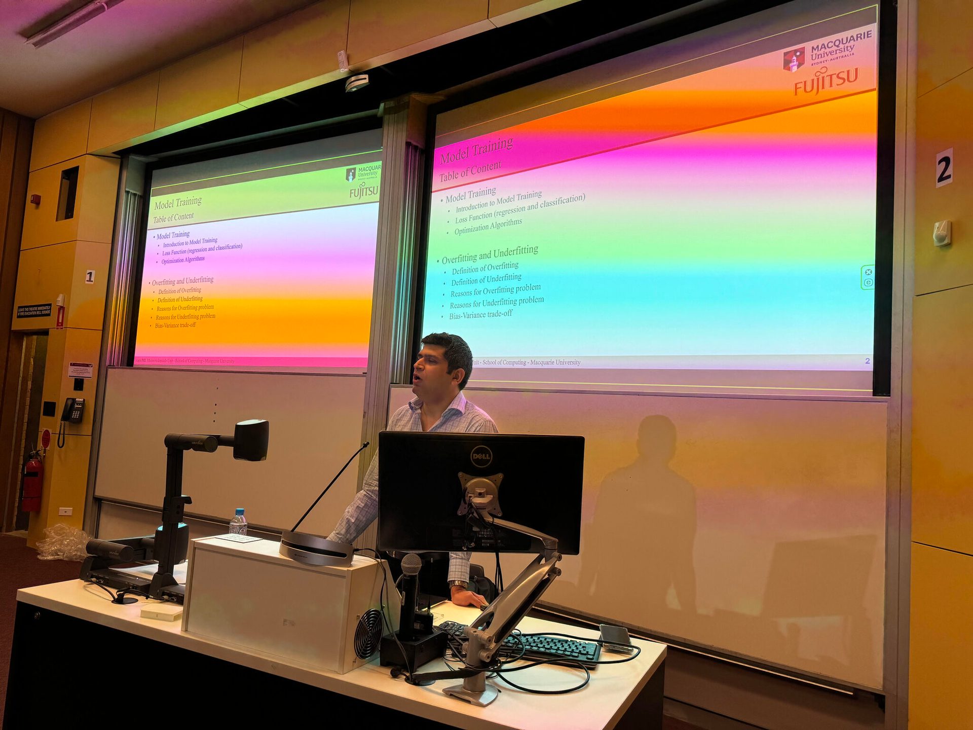 Electronic device, Projection screen, Presentation, Technology, Multimedia, Ceiling