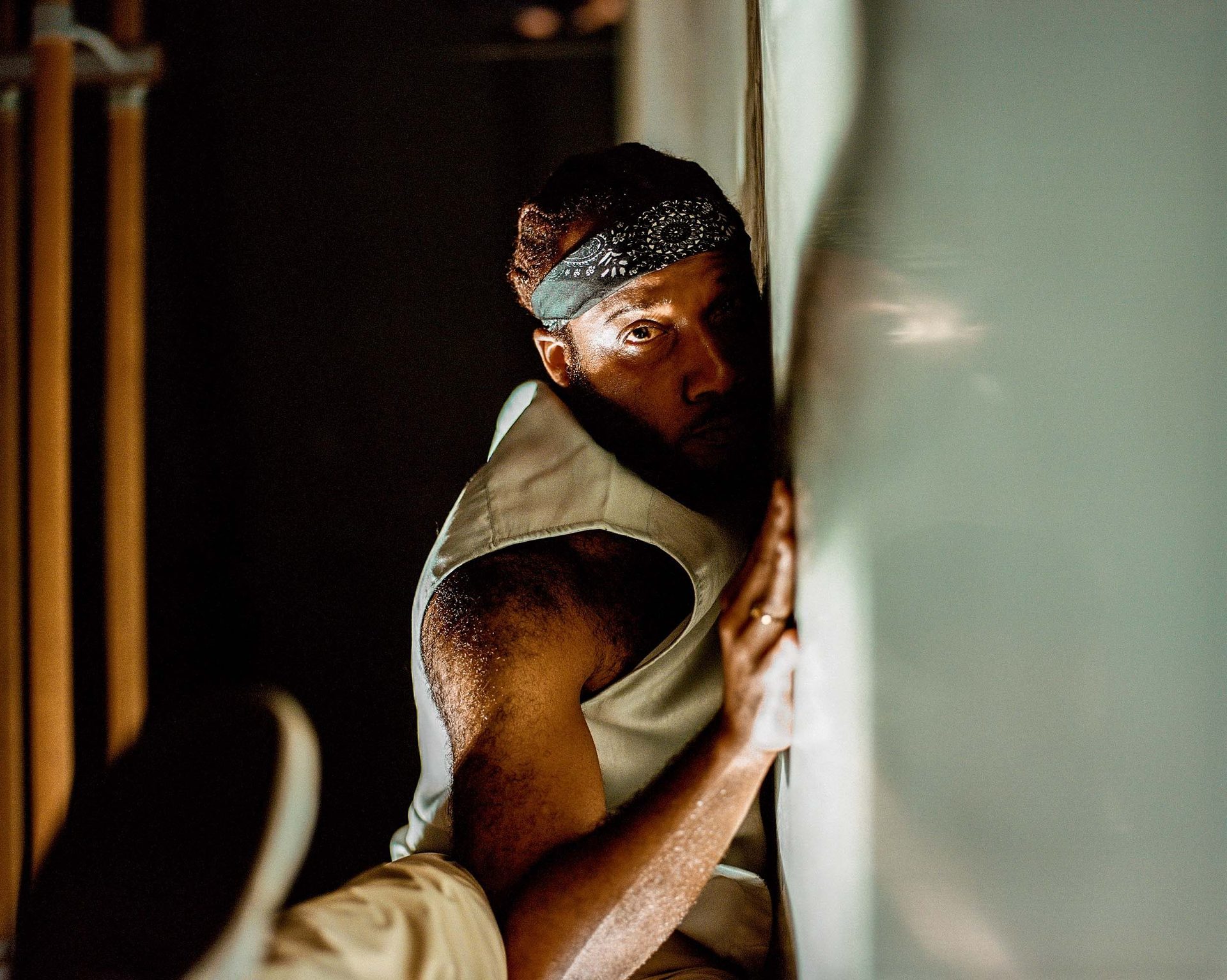 Sleeveless shirt, Facial hair, Active Tank, Shoulder, Undershirt, Elbow, Wrist, Muscle, Vest, Thorax