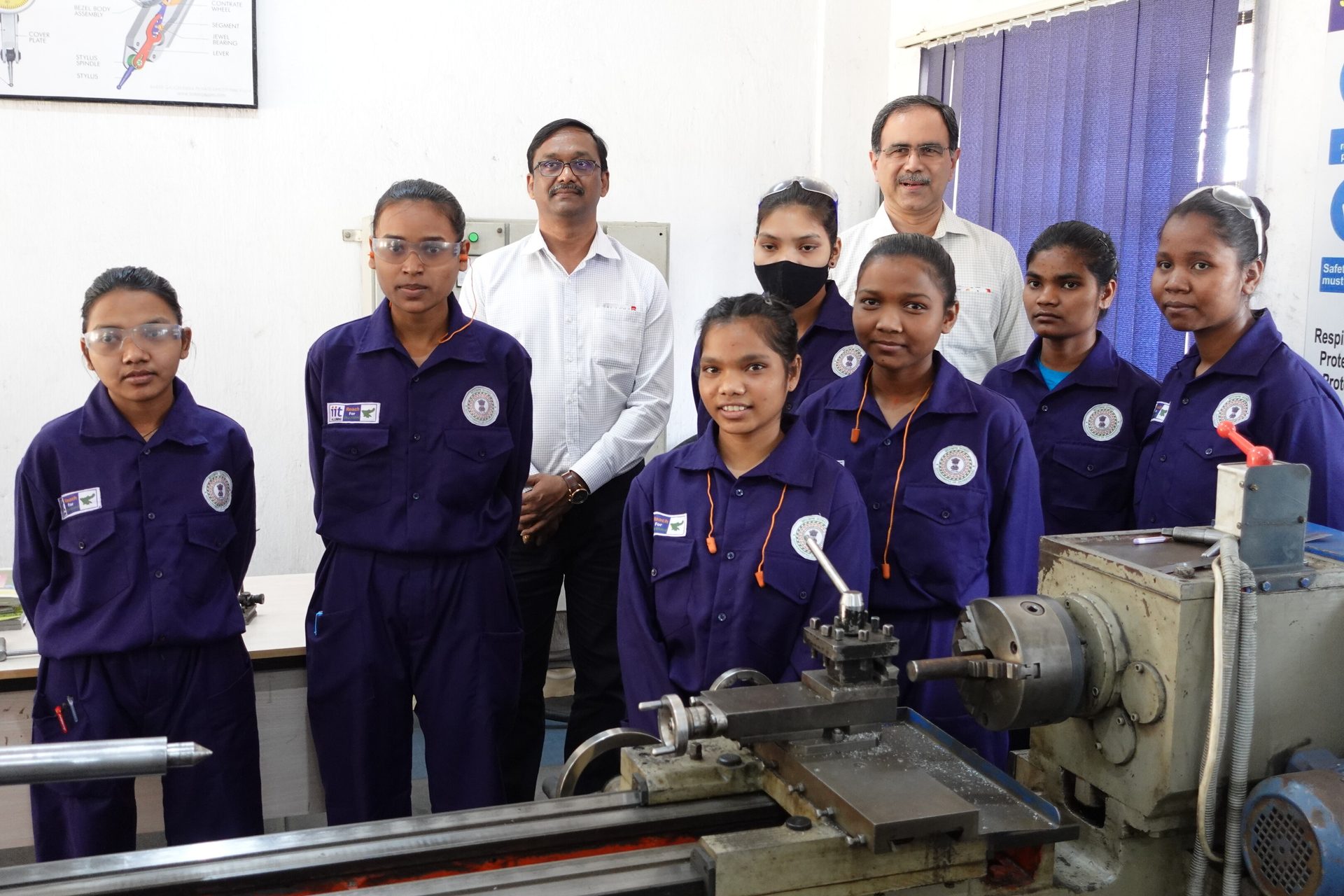 Motor vehicle, Workwear, Smile