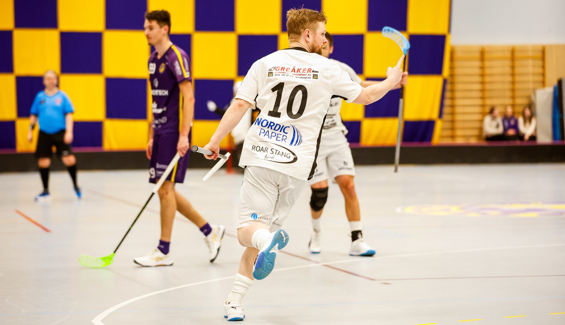 Team sport, Floor hockey, Sports venue, Ball game, Floorball, Player, Jersey