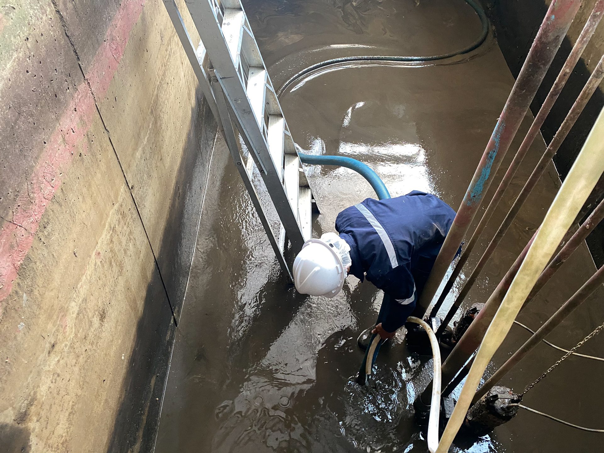 Automotive tire, Water