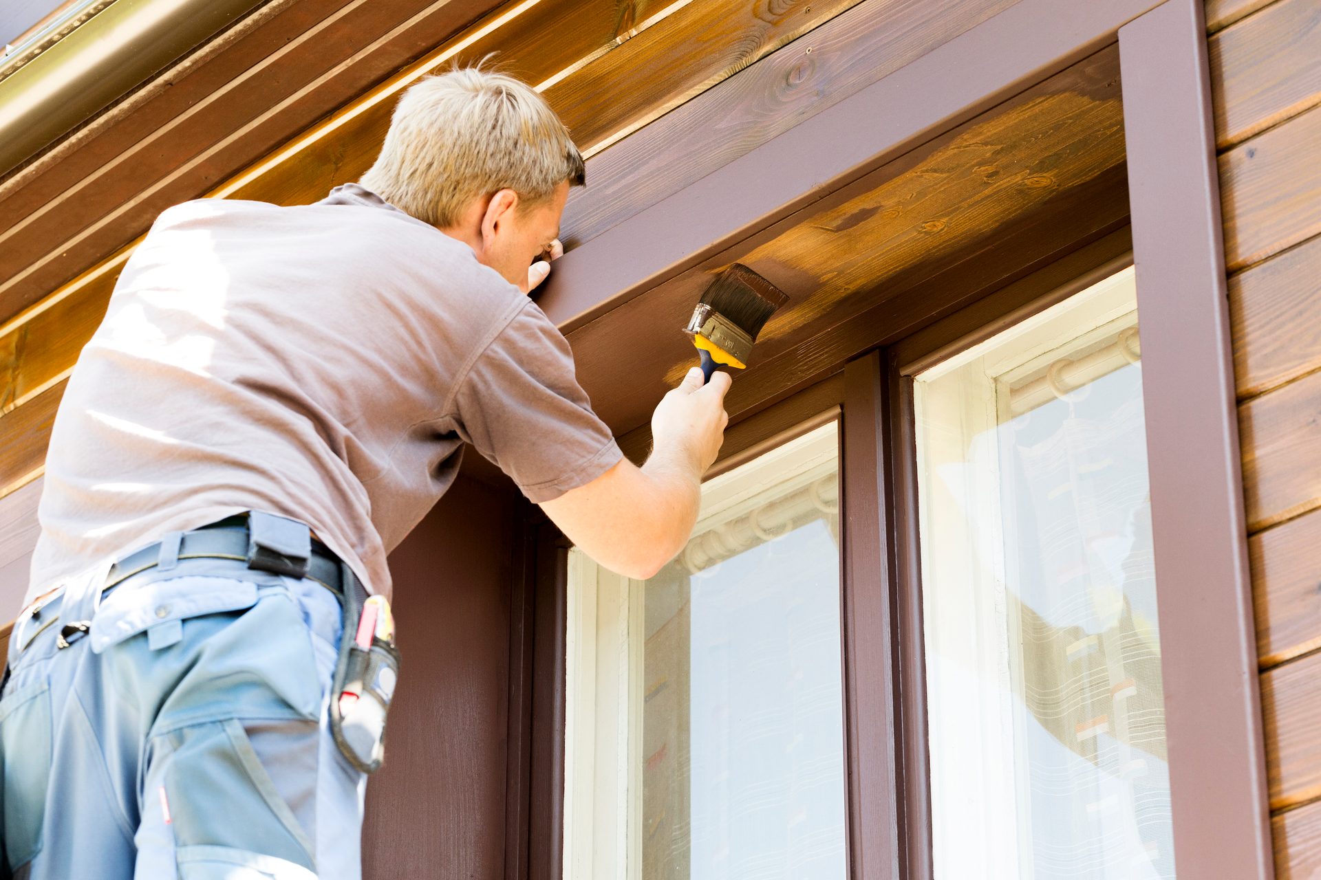 Wood stain, Window, Building, Fixture, Standing, Wall, Siding, Beam