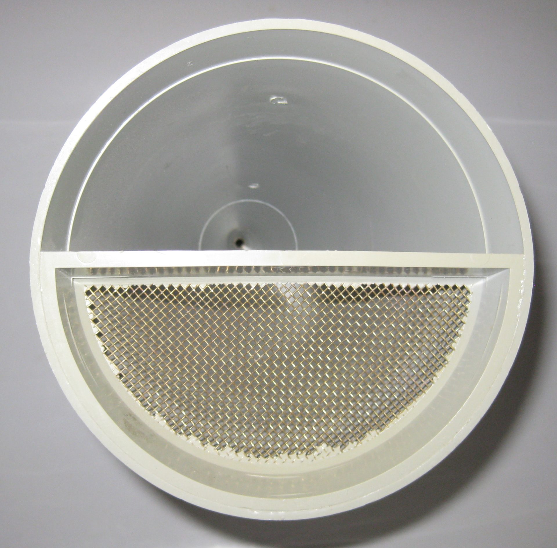 Automotive parking light, Grille, Rim, Mesh, Carbon