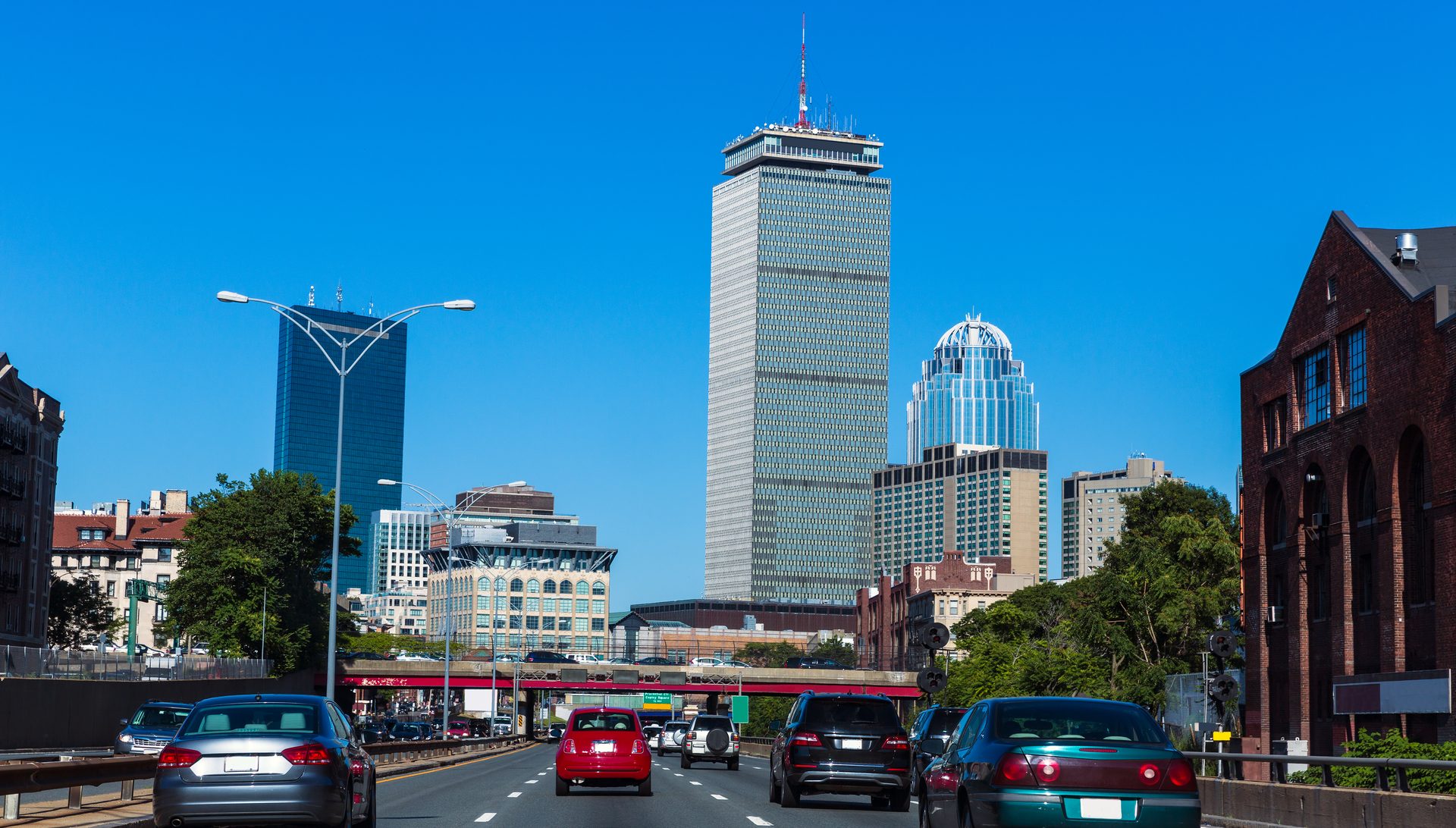 Vehicle registration plate, Car, Sky, Building, Skyscraper, Infrastructure, Tower