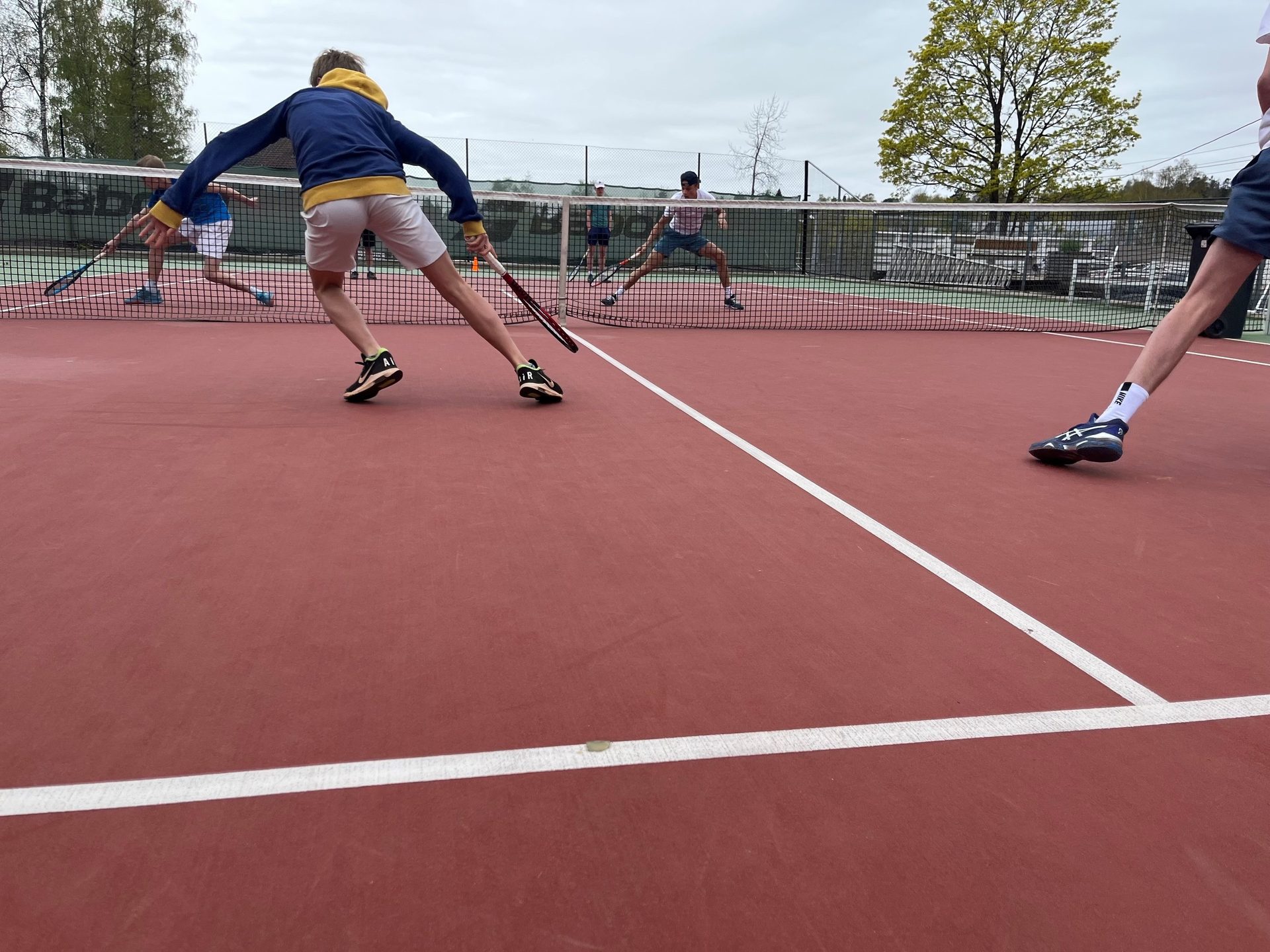 Sports equipment, Active shorts, Ball game, Sky, Hockey, Tennis, Player