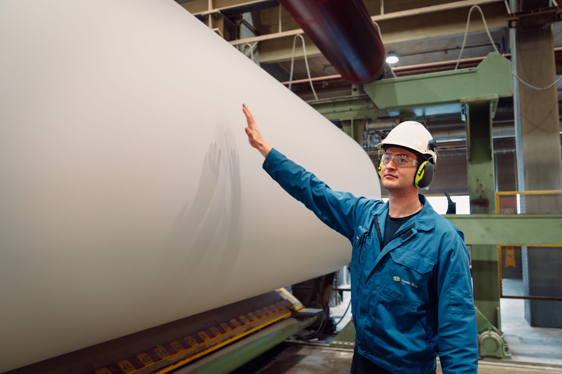 Blue-collar worker, Workwear, Machine