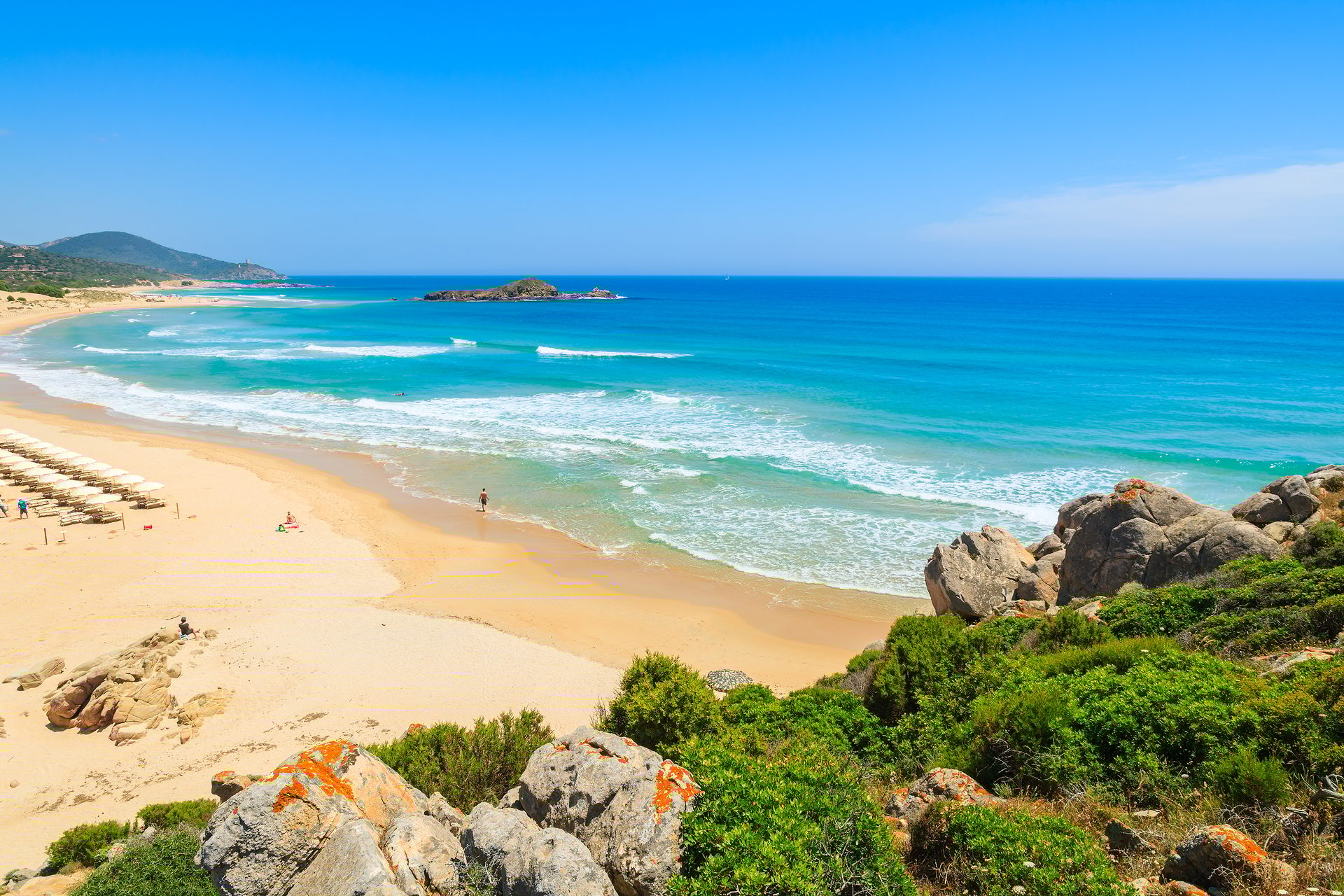 Coastal and oceanic landforms, Natural landscape, Water, Sky, Nature, Cloud, Beach, Terrain