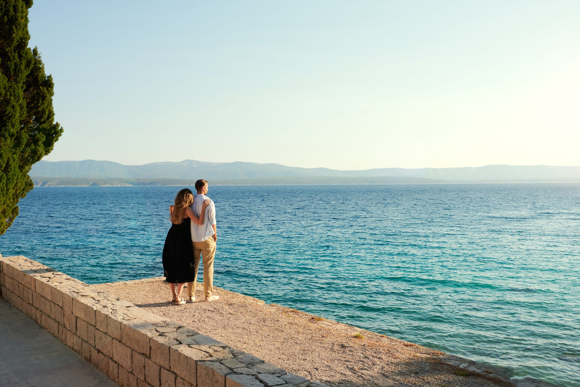 Coastal and oceanic landforms, Body of water, People in nature, Summer, Sea, Vacation, Leisure, Ocean, Coast