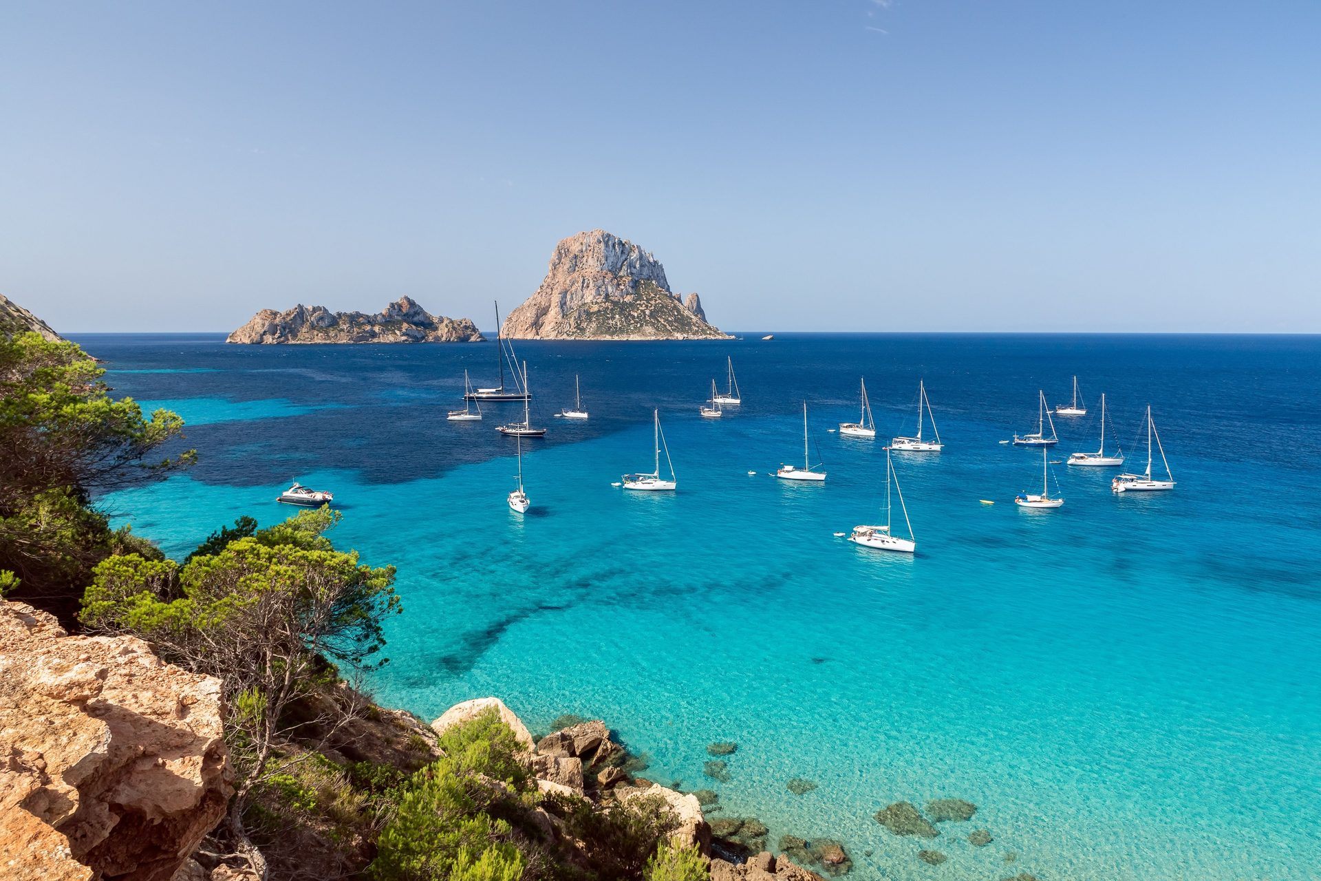 Coastal and oceanic landforms, Geological formation, Blue, Rock, Sea, Islet, Coast, Island, Ocean, Promontory