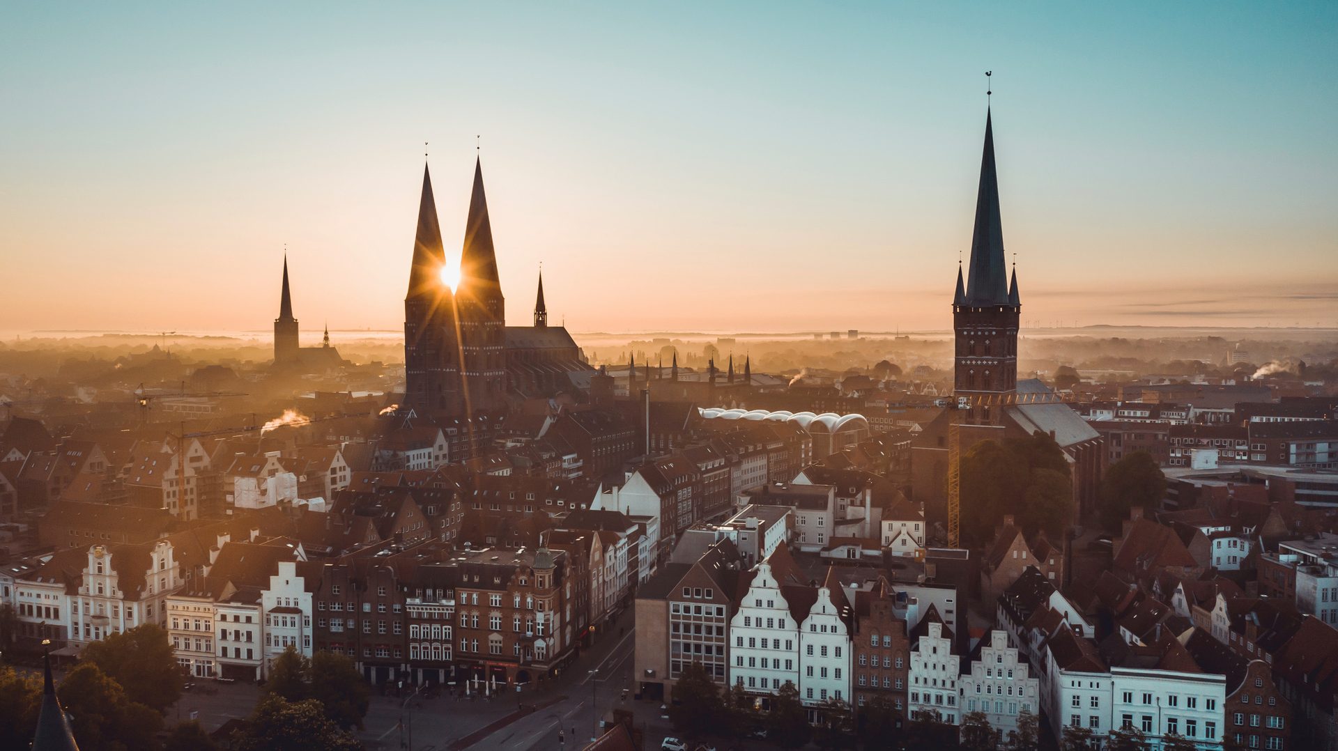 Sky, Atmosphere, Building, World, Dusk, Window, Tower, Morning