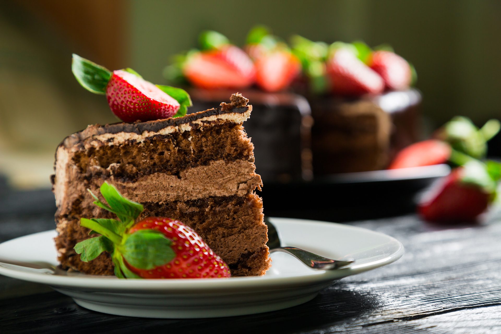 Food, Tableware, Plate, Ingredient, Cake, Recipe, Strawberry, Cuisine, Strawberries, Dish