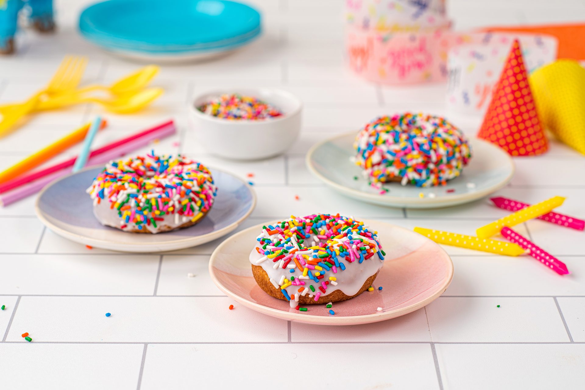 Food, Tableware, Dishware, Ingredient, Recipe, Plate, Yellow, Nonpareils, Serveware, Cuisine
