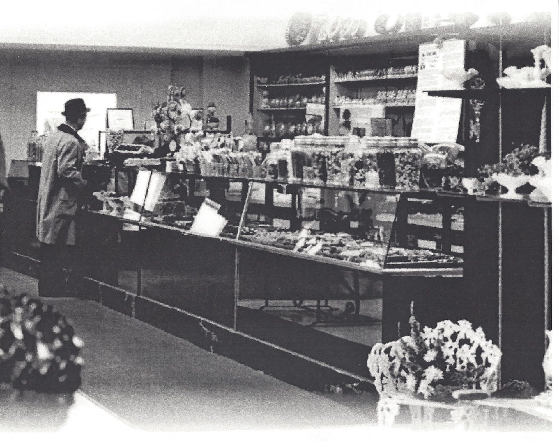 Black, Black-and-white, Style