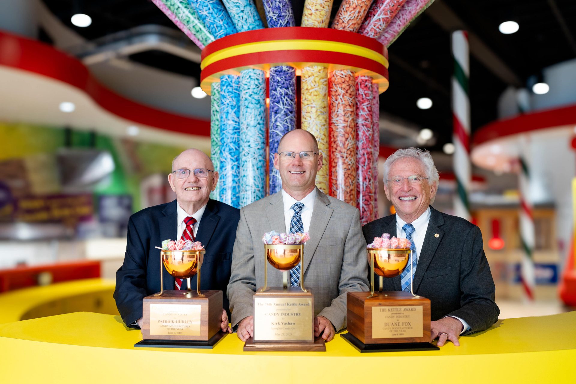 Smile, Coat, Tie, Yellow, Suit, Candy, Trophies