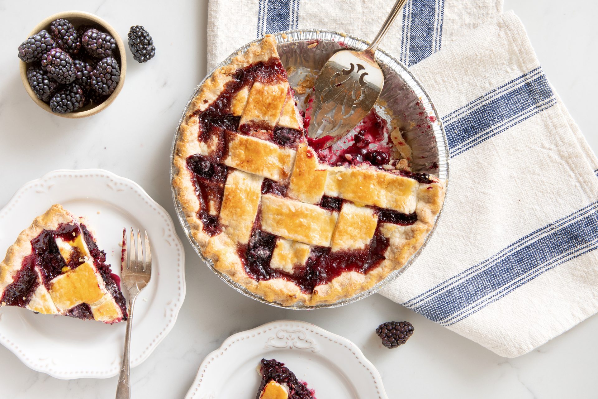 Cherry pie, Baked goods, Food, Tableware, Crostata, Ingredient, Recipe