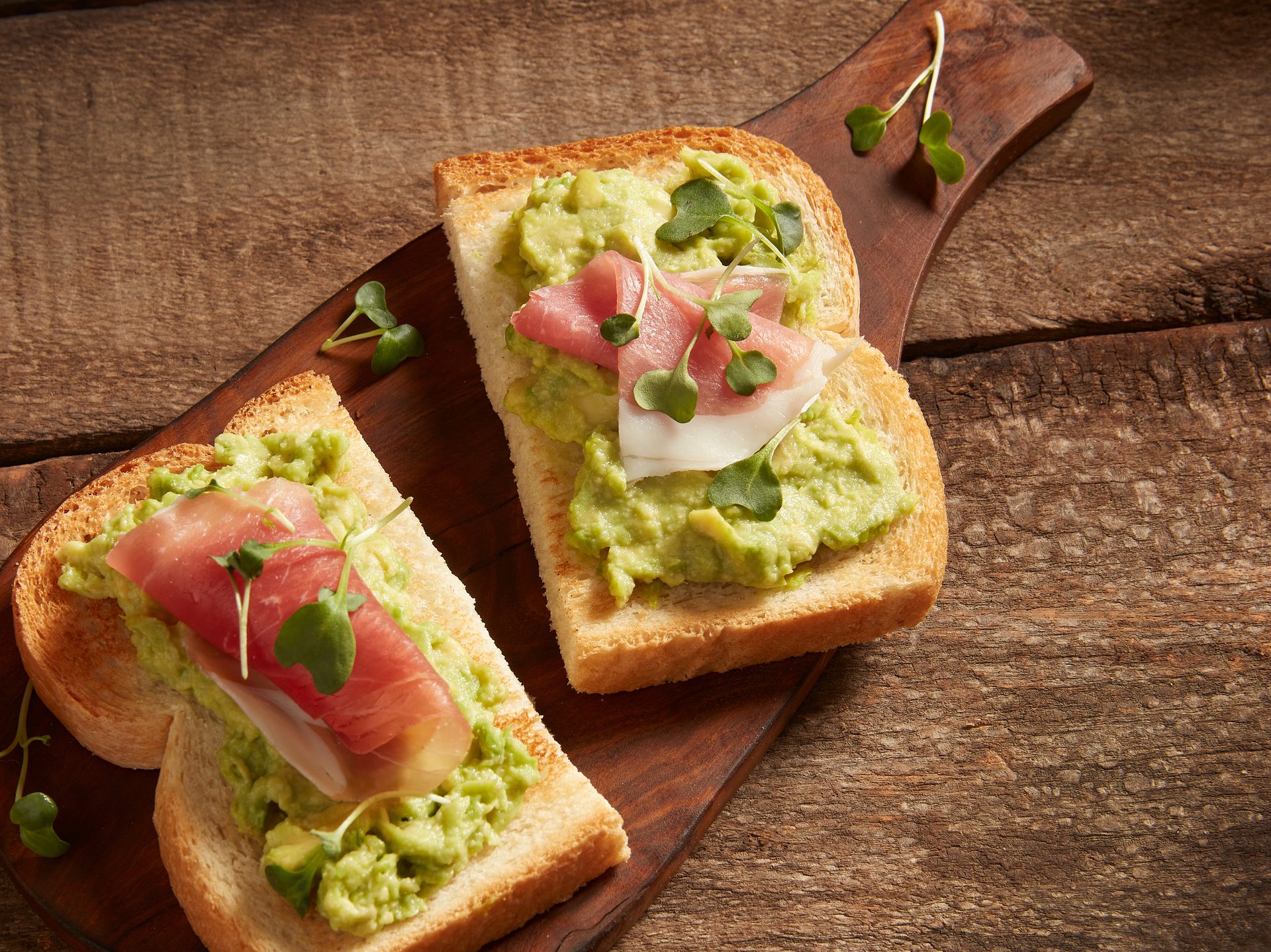 Fines herbes, Staple food, Cutting board, Sliced bread, Ingredient, Recipe, Cuisine, Dish