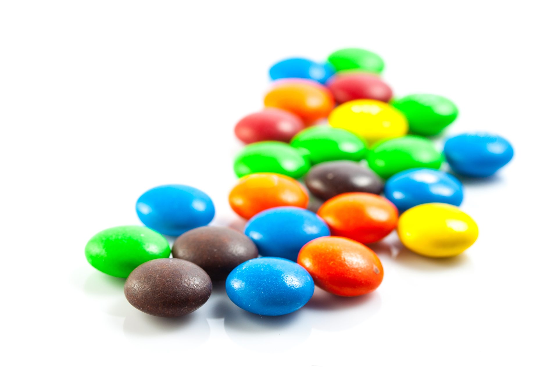 MMs, Shelbe, Candy coated chocolate, Candies, Colorful, White background