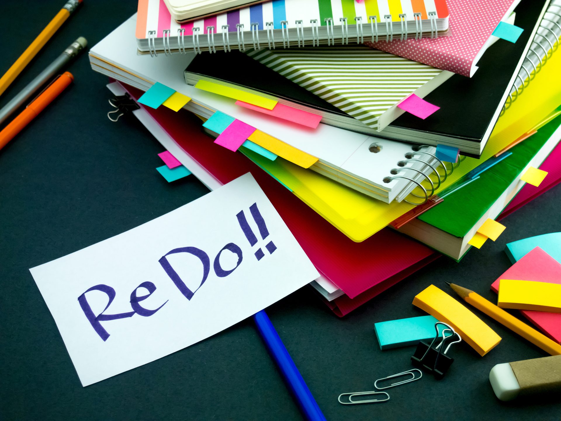 Office supplies, Paper Product, Writing implement, Red, Stationery