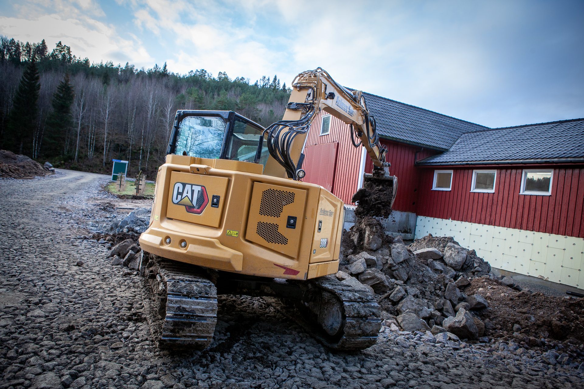 Heavy equipment, Machine
