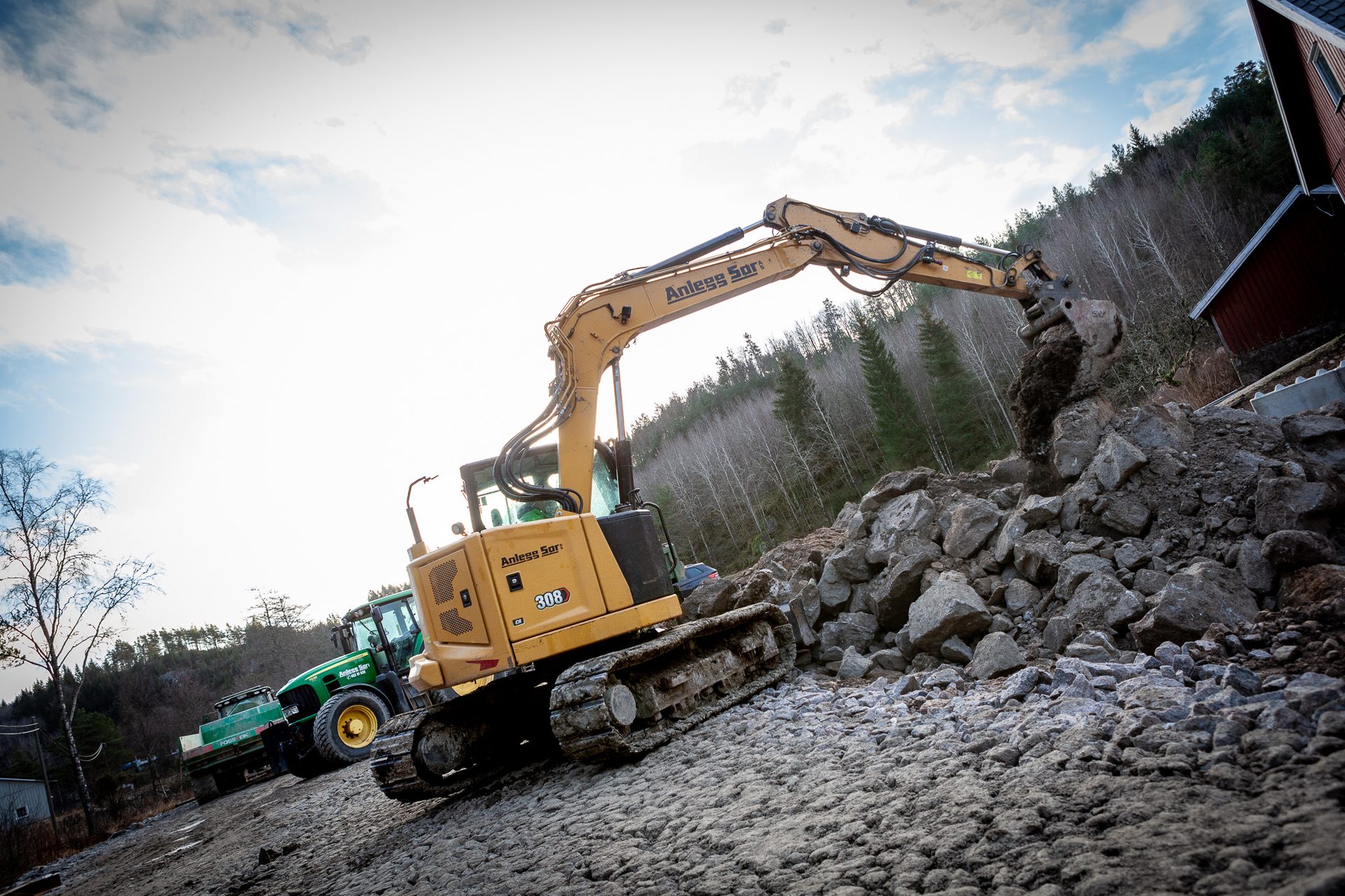 Heavy equipment, Machine