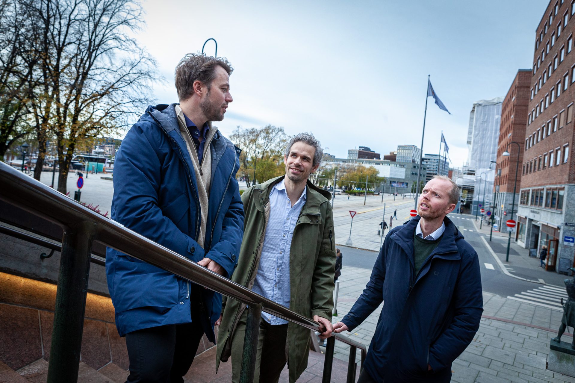 Sky, Tree, Gesture, Jacket, Travel