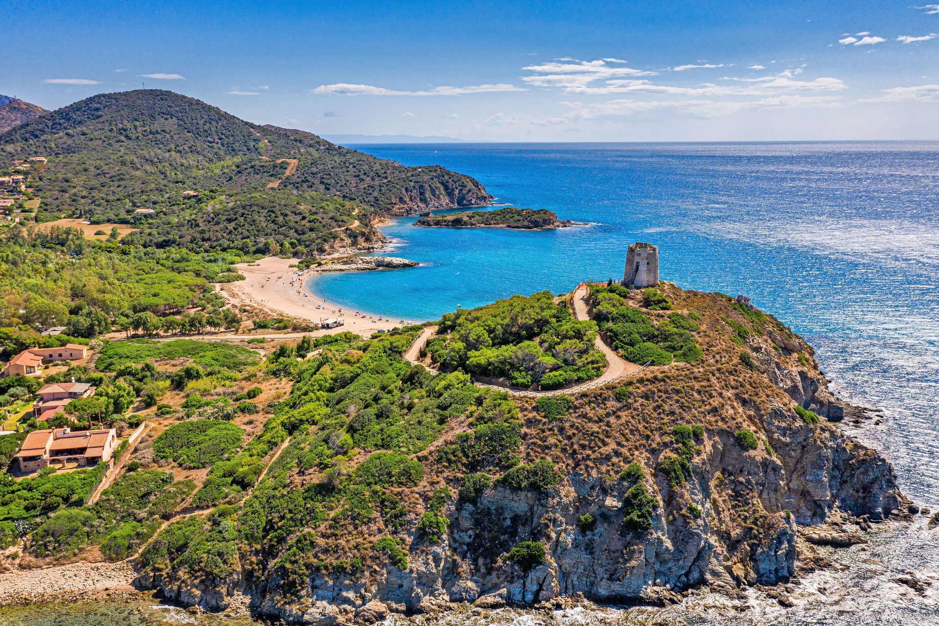 Coastal and oceanic landforms, Natural landscape, Coast, Rock, Headland, Promontory, Terrain, Sea, Island, Shore