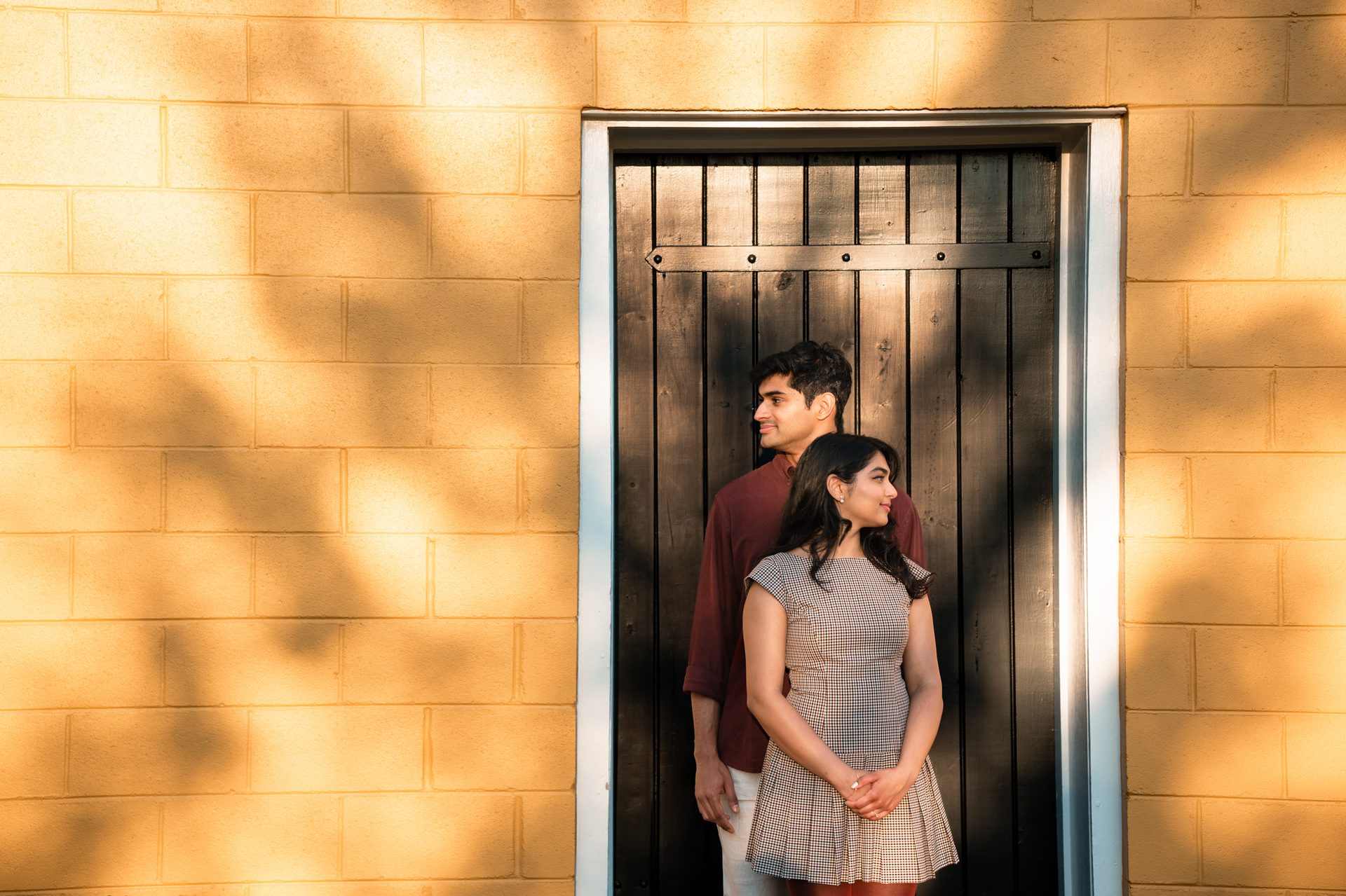 Flash photography, Clothing, Building, Door, Orange, Dress, Sunglasses
