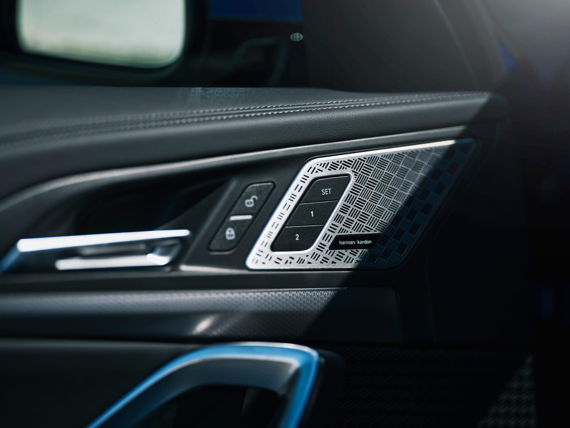 Personal luxury car, Automotive design, Steering part, Vehicle