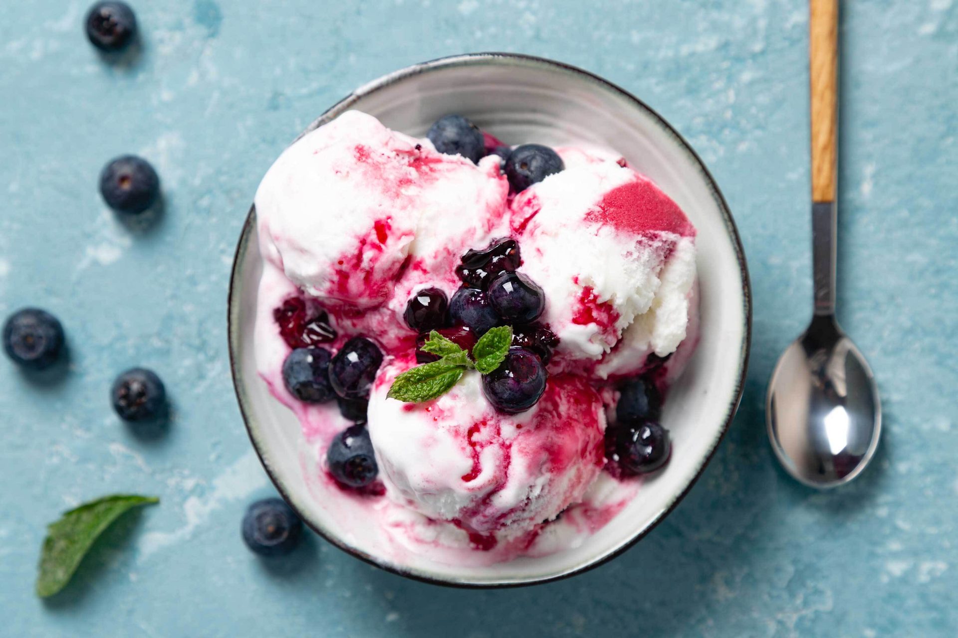 Kitchen utensil, Ice cream, Food, Tableware, Plant, Fruit, Ingredient, Recipe, Liquid, Gelato