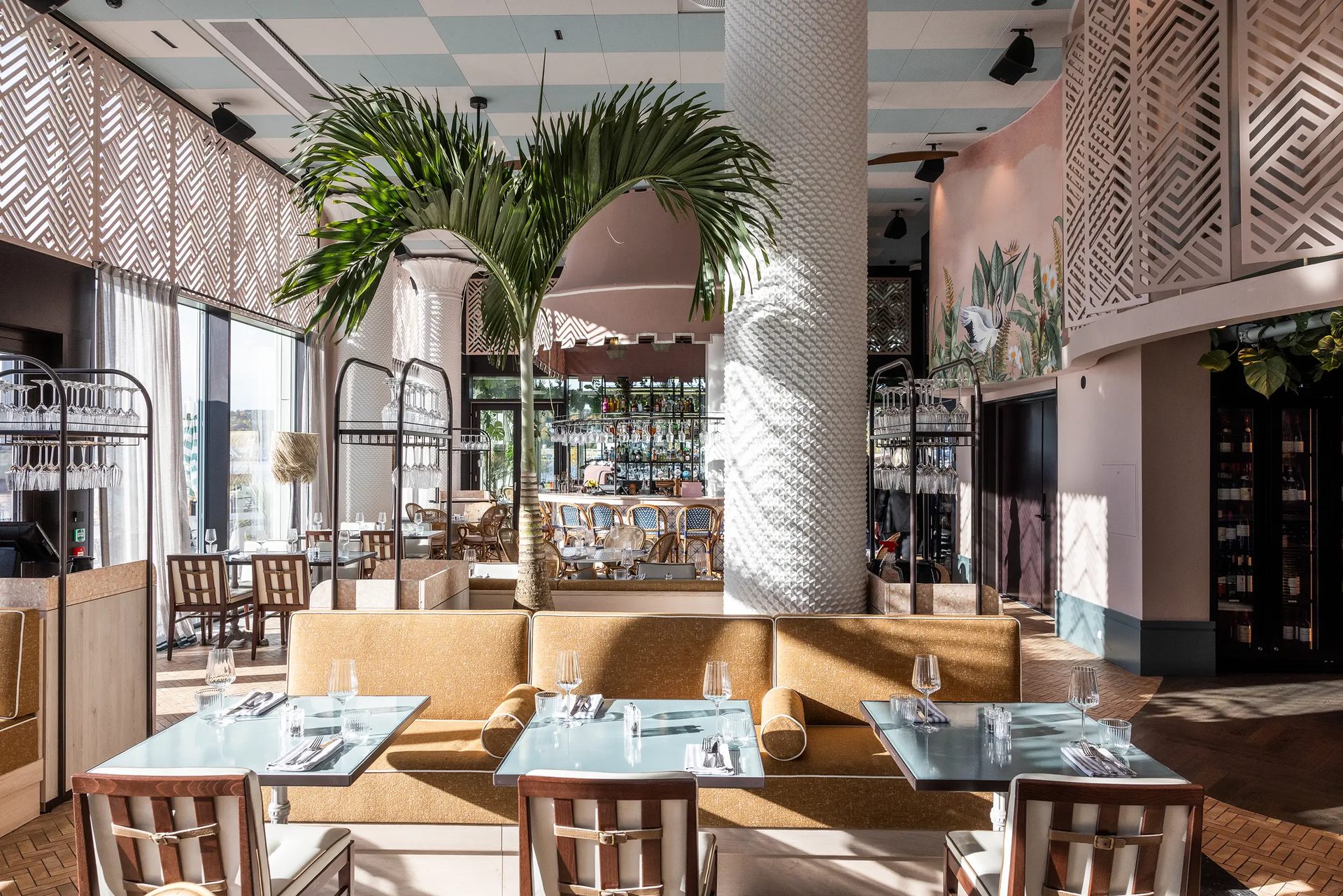 Interior design, Furniture, Flooring, Restaurant, Table, Floor, Chair, Ceiling