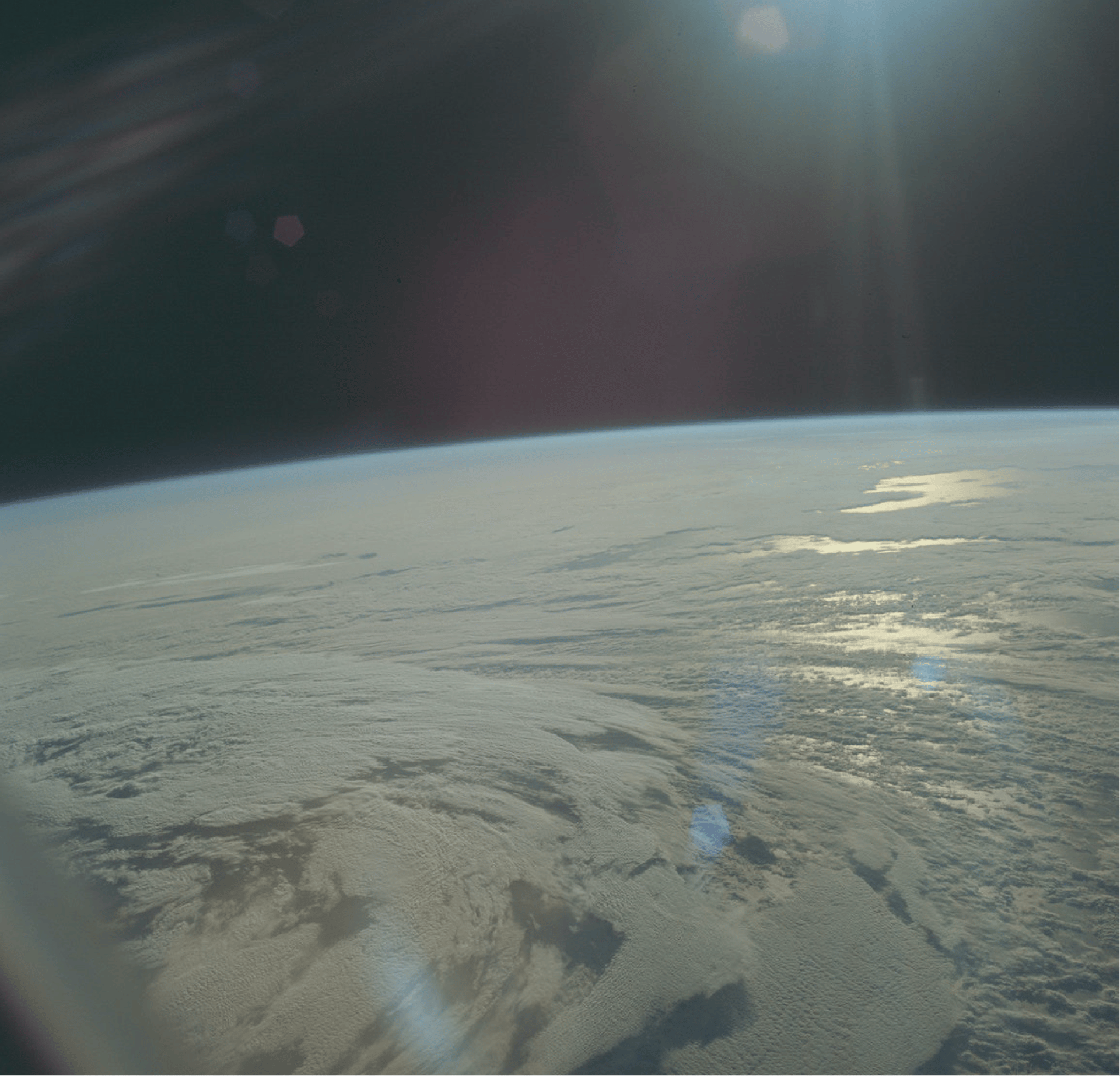 Atmospheric phenomenon, Astronomical object, Atmosphere, Sky, Sunlight, Slope