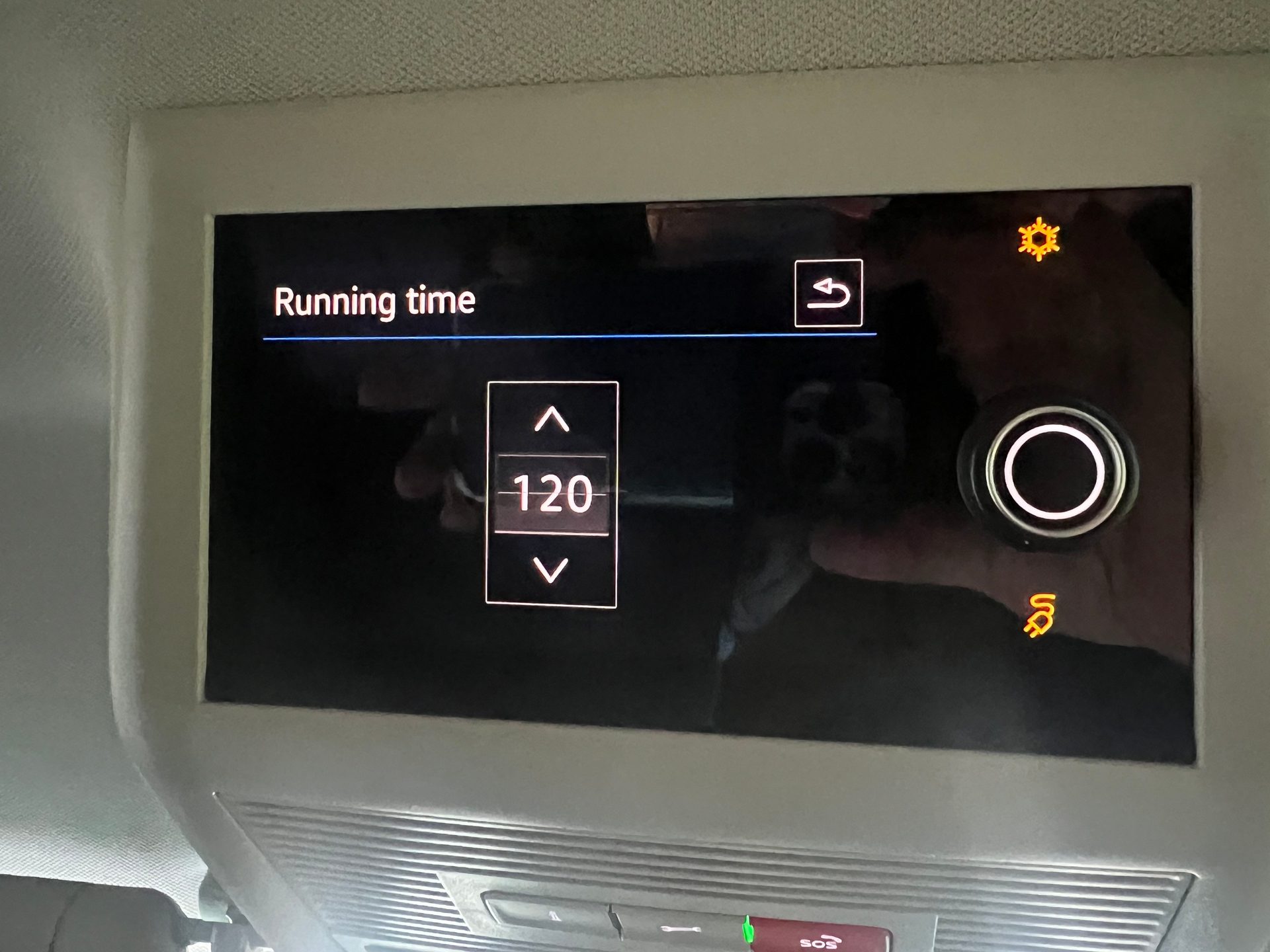 Overhead vehicle display shows "Running time 120" with adjustment options and various control icons.