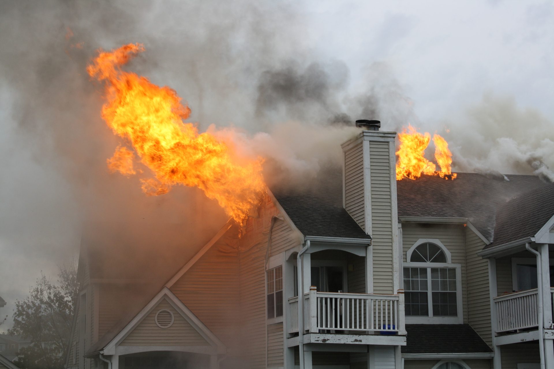 Atmospheric phenomenon, Building, Window, Pollution, Hazard, Fire, Smoke, House