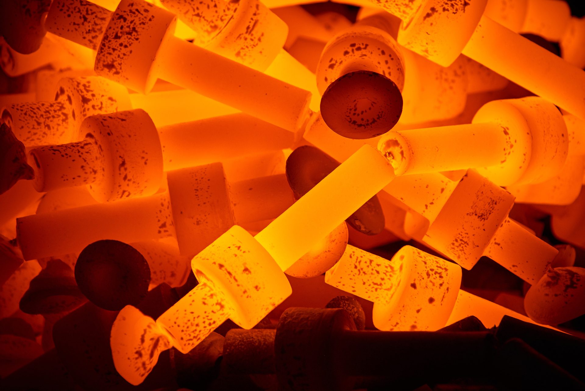 Material property, Colorfulness, Amber, Orange, Font, Red